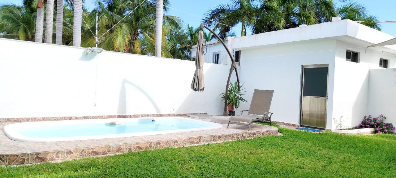 Casa Abril Cozzy Suites Cancún Exterior foto